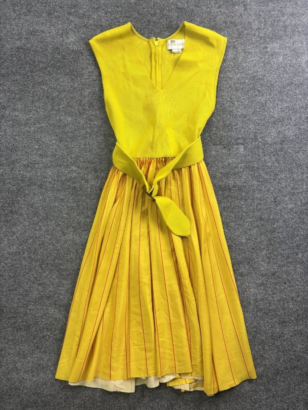 Sachin & Babi Dress Womens XS Yellow V Neck Pleated Belted Striped Sundress Midi